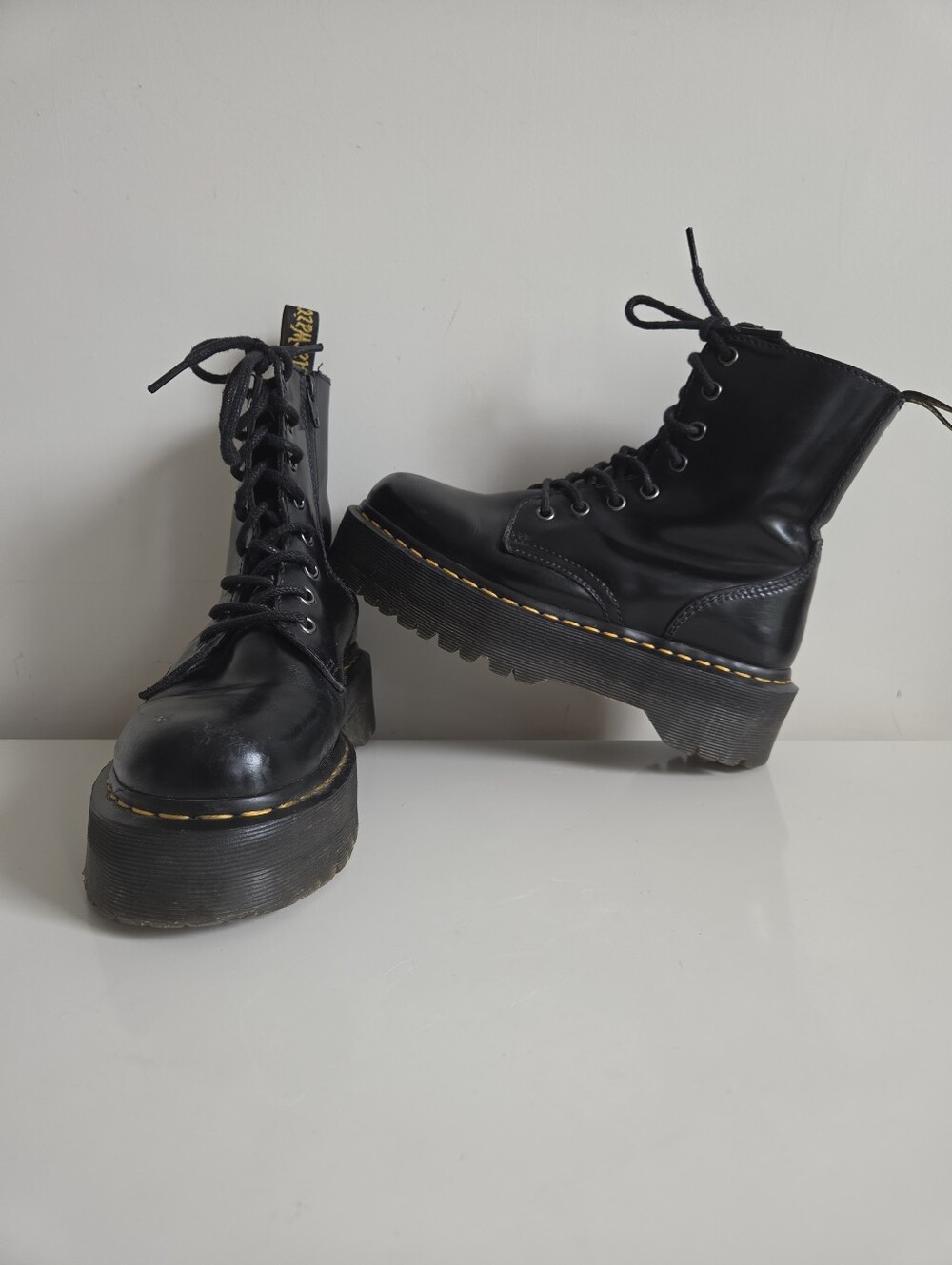 Dr. Martens Docs Jadon Smooth Leather Platform Boots Black Womens Size 7